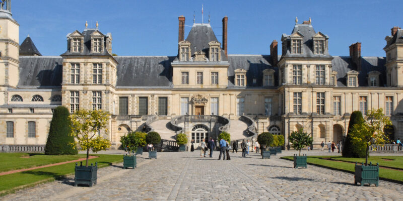 Pourquoi nous ne signerons pas le « plan social » de liquidation des Archives nationales de Fontainebleau